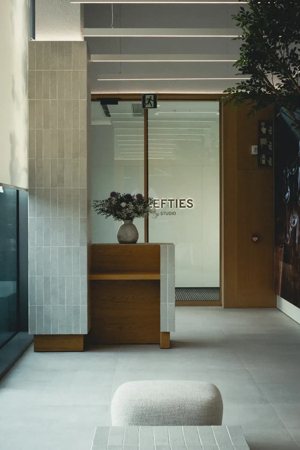 Image 1 of 1: Media content