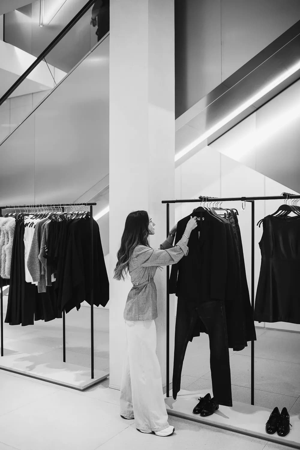 Image 1 of 1: Media content